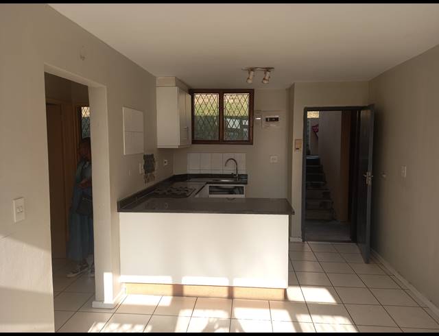 2 BEDROOM APARTMENT RENTED IN BELLAIR
